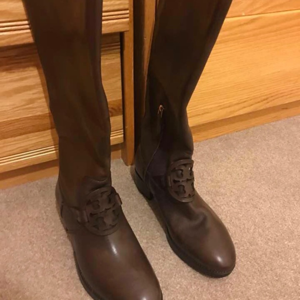 TORY BURCH KNEE HIGH BROWN BOOTS